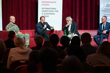 Symposium WAR AND WAR CRIMES