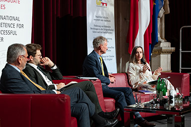 Symposium WAR AND WAR CRIMES