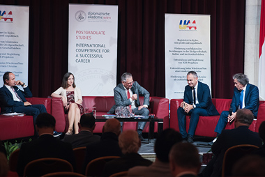 Symposium Ukraine in geopolitically turbulent times
City Hall of Vienna on 24 September 2025